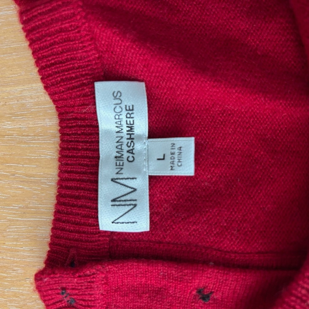 Neiman Marcus Cashmere Sweater Womens L Red Boxy Rainbow Accent Buttons Pockets - Picture 4 of 7